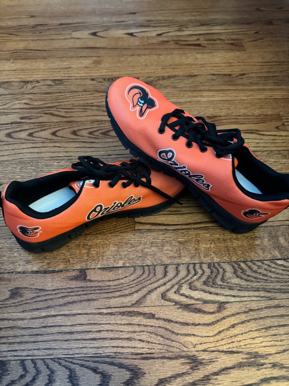 Men's Orange Orioles Athletic Shoes with Black Accents
